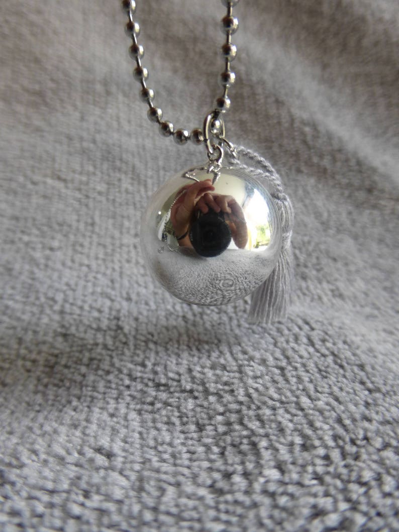 Smooth silver maternity bola, with a gray silk pompom and a star, as a long necklace image 6