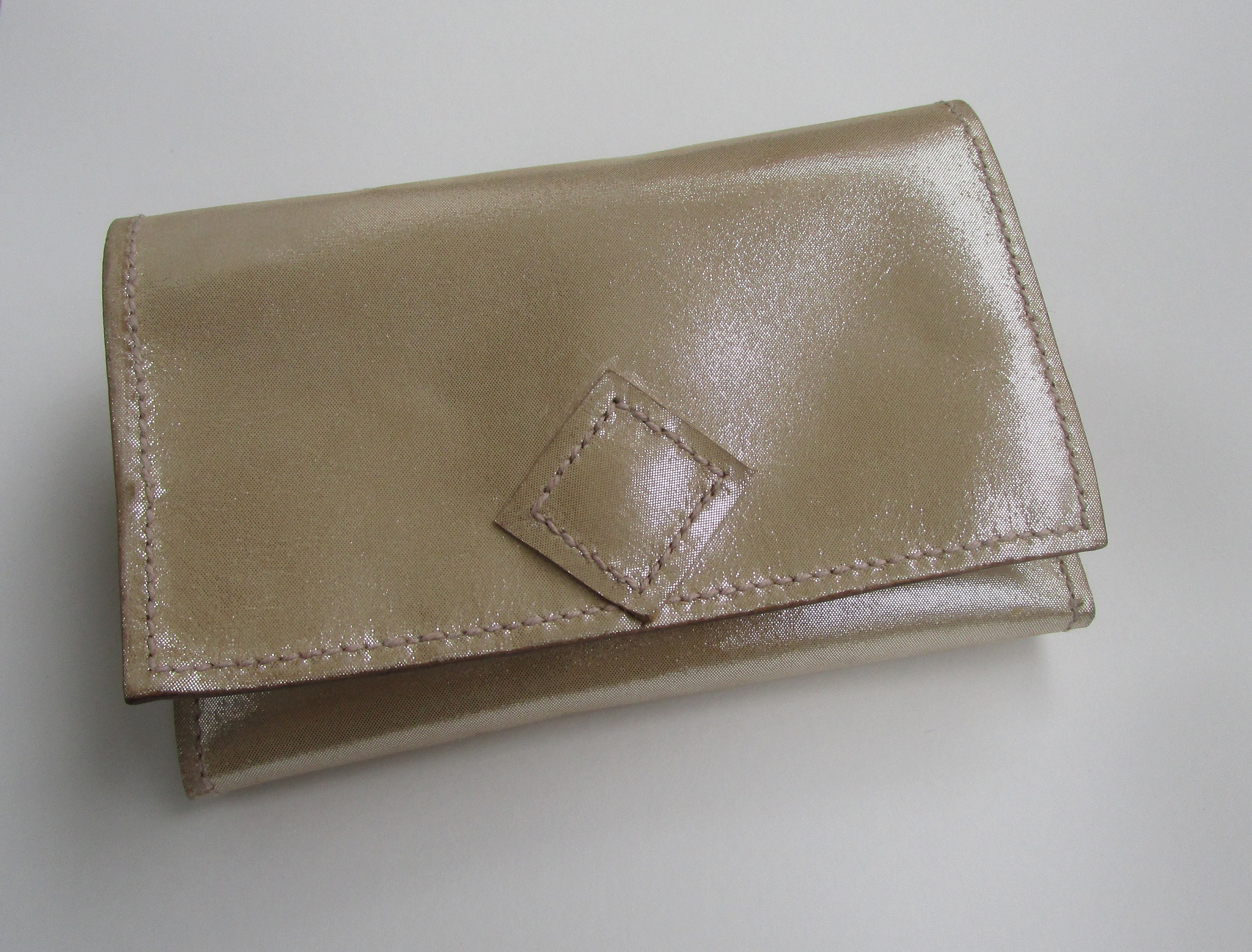 Hobo lacy wallet hotsell