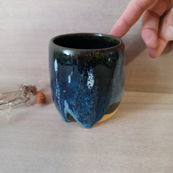 tasse pot fait-main, bleu , mug, grès ,douceur, cocooning, 350 ml, mug artisanal, cadeau papa, cadeau homme, poterie