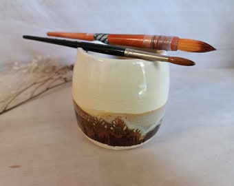 pot blanc, gravé, neige sable capuucino,,double porte pinceau,300 ml, matériel artiste, outil aquarelle,  atelier  , céramique artisanale,