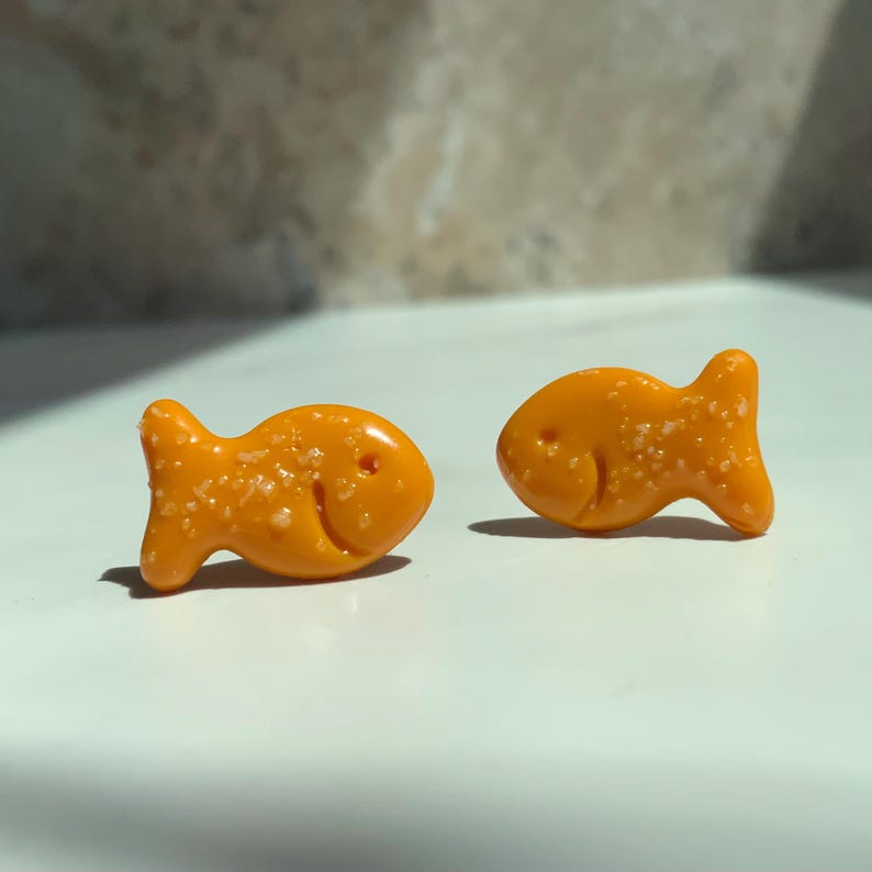 Galleta horneada, pendiente con forma de pez dorado, pendiente colgante, regalo de agradecimiento para profesores, regalo para profesores, regalo para un amigo,