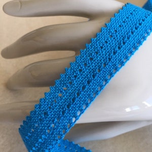 Dentelle, ruban, en coton bleu lumineux, de fabrication française, en fils D.M.C., 2 cm de large, galon de finition, neuf, vente au mètre