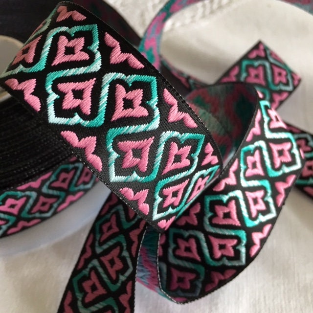 Galon de Passementerie, Tissage Jacquard, 25 mm Large, Polyester, Décor Lys Stylisé, Turquoise et Fu