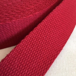 Sangle de sac, en 100 % coton, de couleur bordeaux, 30 mm de large, achetée en France, vendue au mètre