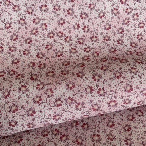 Superbe tissu japonais, LECIEN, en 100 % coton, fleurs sur base rose très léger, bordeaux, pêche, blanc, vente par 50/110 cm