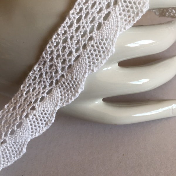 Dentelle en coton, blanc, filet et arceaux, produit de France, 2.5 cm de large, embellissements, vente au mètre