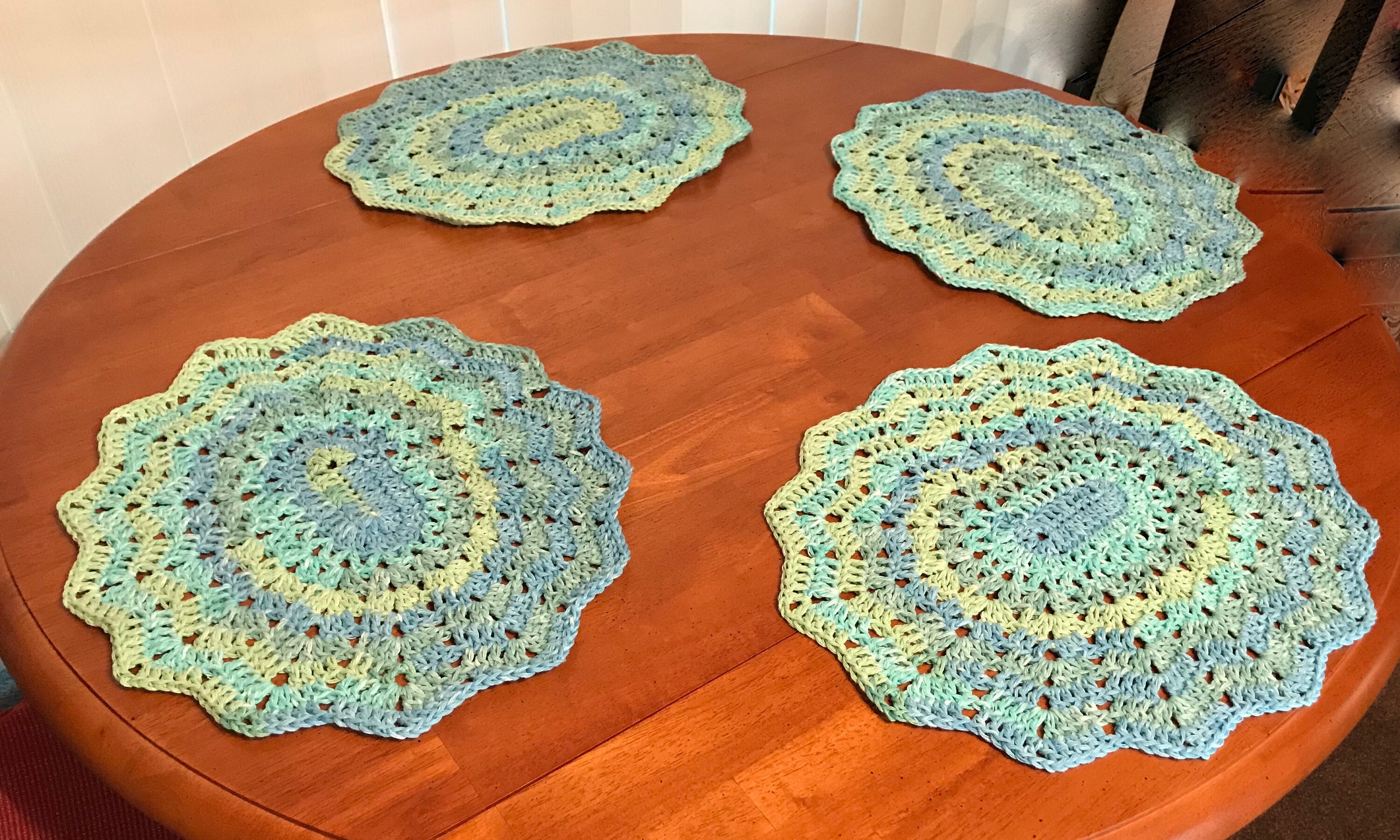 Crochet Cotton Placemat, Oval, Ripple Pattern. Matching Coasters