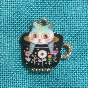 Cat in Cup Needle Minder