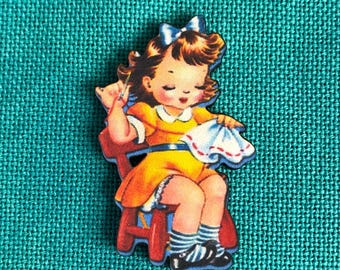 Stitching Pretty | Wooden Needle Minder | Cover Minder