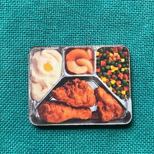 T.V. Dinner | Wooden Needle Minder | Cover Minder