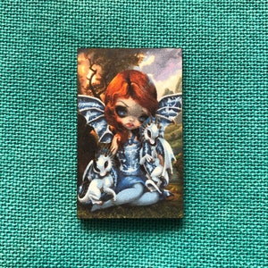 Blue Willow Dragonling | Wooden Needle Minder | Cover Minder