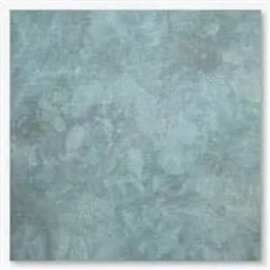 Puede incluir: Tela abstracta con estampado azul y blanco con una superficie texturizada sutil.