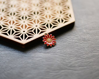 breloque émaillée fleur rouge et doré 12x14mm