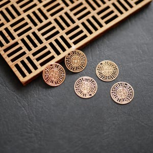 x10 round filigree charms in gold brass. Fine pattern connectors for jewelry, 13mm.