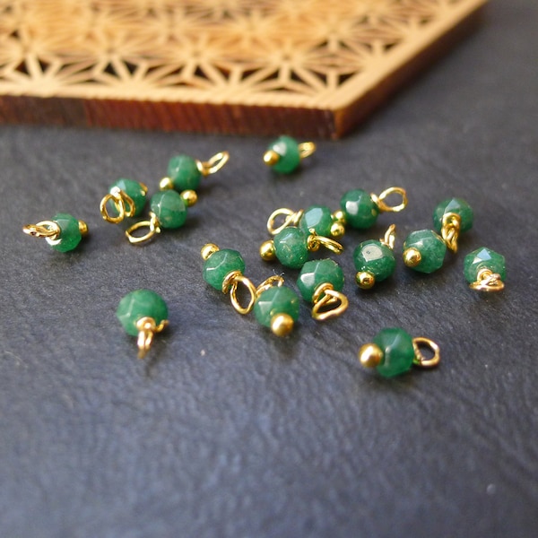 20 perles rondes à facettes en jade vert émeraude et doré 4x8mm