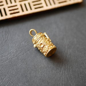 pendentif boîte à prières en laiton brut doré, pendentif pour collier boîte à prières, fournitures pour bijoux ethniques, 15x27mm