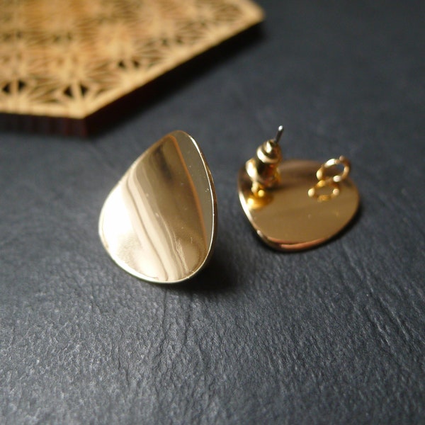 2 earring clips, gold chip holder, 18x19mm tray