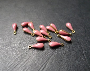 10 breloques gouttes, laiton bronze et émail vieux rose, 4x10mm