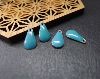 4 breloques sequins gouttes, émail bleu canard , 6x12mm