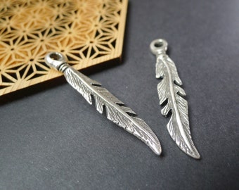 2 ethnic silver feather pendants Charms 10x55mm - made in Europe