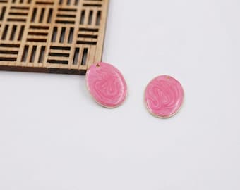 2 Oval pink iridescent enamel charms with gold trim. Jewelry sequins 18x22 mm