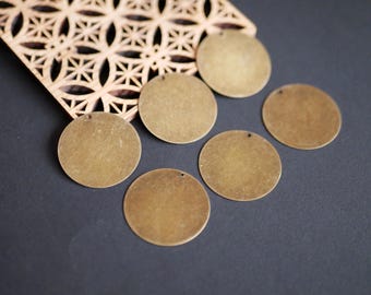 6 runde Paillettenanhänger aus Messing und Bronze, 34 mm. Metallplatte zum Gravieren.