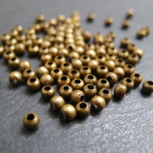 200 round ethnic bronze beads 3mm