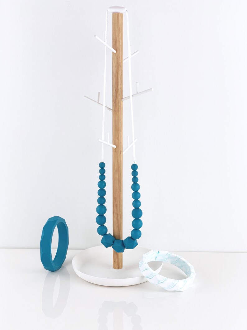 Tahitian blue Iconic breastfeeding and carrying necklace
