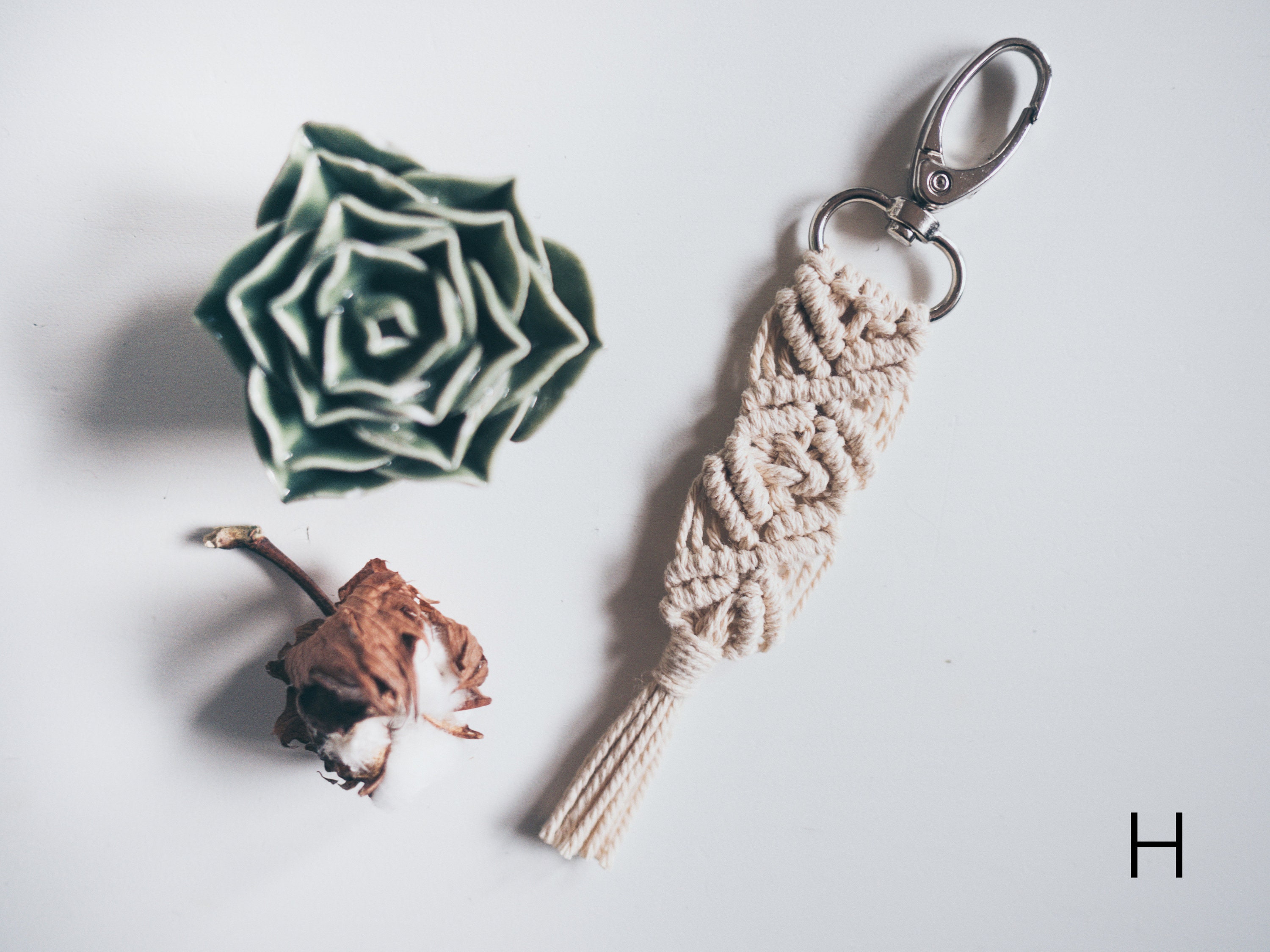 小物 OVY  Carabiner Macrame Keychain  i'm ok OVY Carabiner Macrame Keychain i'm ok（Macrame keychain