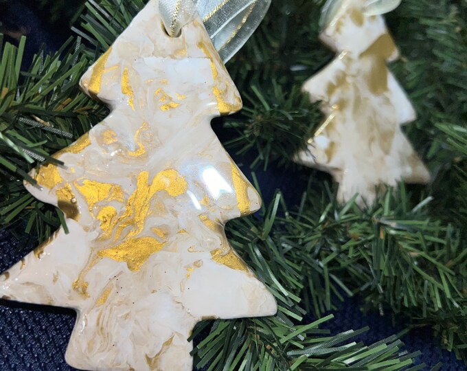 Christmas Tree Paint Pour Ornament - Ceramic and Resin - Gold & White