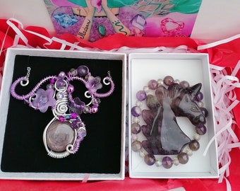 Star ruby bib necklace gift box