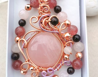 Coffret cadeau fête des mères quartz rose médaillon et bracelet