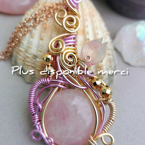 Plus disponible réservé Gisèle Médaillon quartz rose