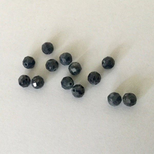 Perles Saphir rondes à facettes 4mm X 20pcs