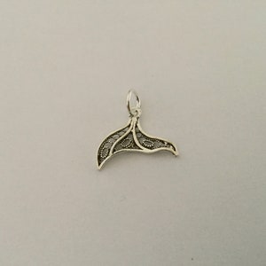 Whale tail charm in Silver 925