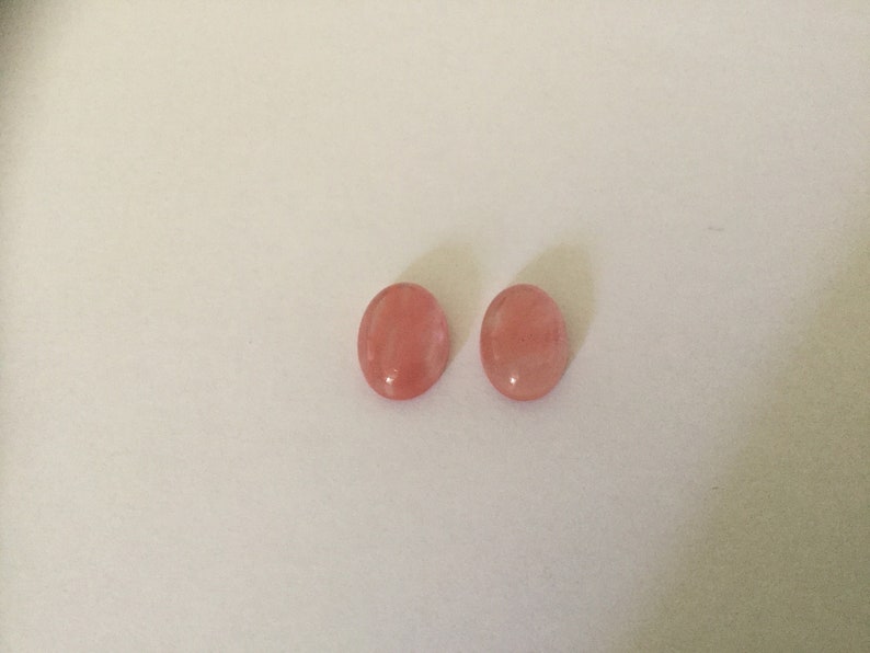 Strawberry Quartz Oval Cabochons 14X10mm X2pcs image 1