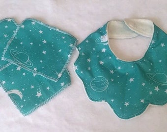 10 lingettes lavables bébé et bavoir assorti étoiles