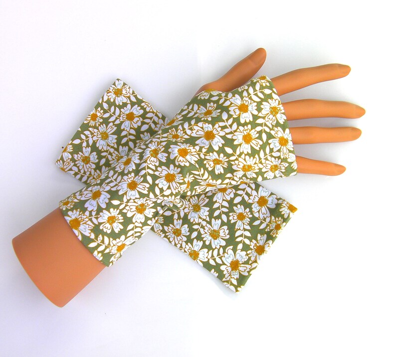 Length 14 cm or 18 cm or 25 cm Soft cotton fingerless gloves with flowery print image 4