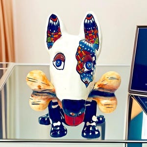 Mexikanischer Hund Tag der Toten Talavera Bullterrier Volkskunst Keramik Muertos Skelett