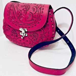 Mexikanische Hand punziert Latigo Leder Handtasche Geprägtes Blumen Fuchsia Pink