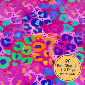 Puede incluir: Un patrón abstracto vibrante con grandes manchas coloridas en tonos de rosa, morado, azul, verde y naranja. El diseño incluye pequeños puntos negros dispersos sobre un fondo rosa. La imagen también contiene un círculo amarillo con texto.