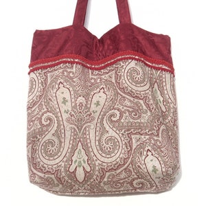 Sac à main / XL / porté épaule / tissu / lin imprimé / motif provençal / tissu ameublement / galon / rouge / écru . image 1