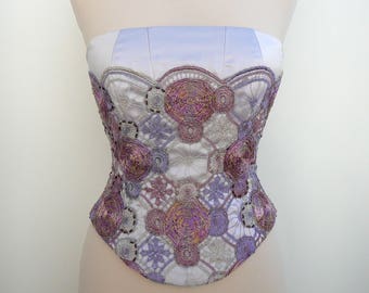 Bustier corset - Satin et dentelle guipure mauve et rose.