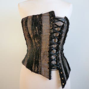 Bustier corset asymétrique - Baleines acier, laçage dos, rayé noir et beige. Mariage, soirée, Cérémonie.