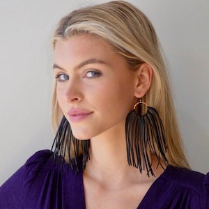 ITALIENISCH Leder Fransen Ohrringe Leder Quasten Ohrringe Lederschmuck Leder Fransen Ohrringe Boho Ohrringe
