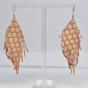 Boucles d&#39;oreilles plumes en cuir Boucles d&#39;oreilles plumes en cuir marron clair Boucles d&#39;oreilles plumes en cuir légères