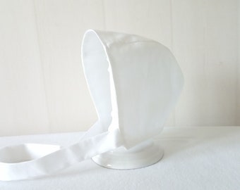 Retro baby christening bonnet/hat in white cotton pique lined with white cotton voile