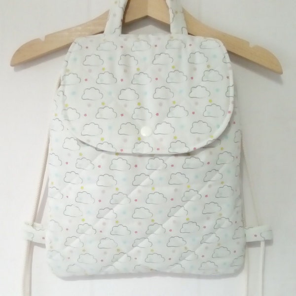 Sac à dos enfant en coton matelassé écru à motifs enfantins rétro à motifs "nuages"