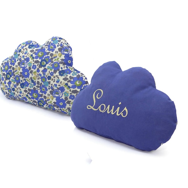 Coussin nuage personnalisé brodé en liberty betsy saphir