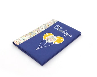 Protège carnet de santé personnalisé, liberty adelajda multicolore, motif ballon, coton bleu marine (ou jaune ou rouge)